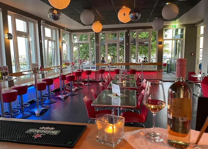 Hostel Auf Dem Stintfang-membership Required *